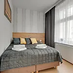 Royal Rose - Premium Beach Apartment