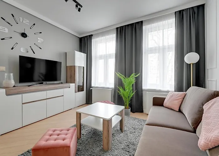 Royal Rose - Premium Beach Apartment